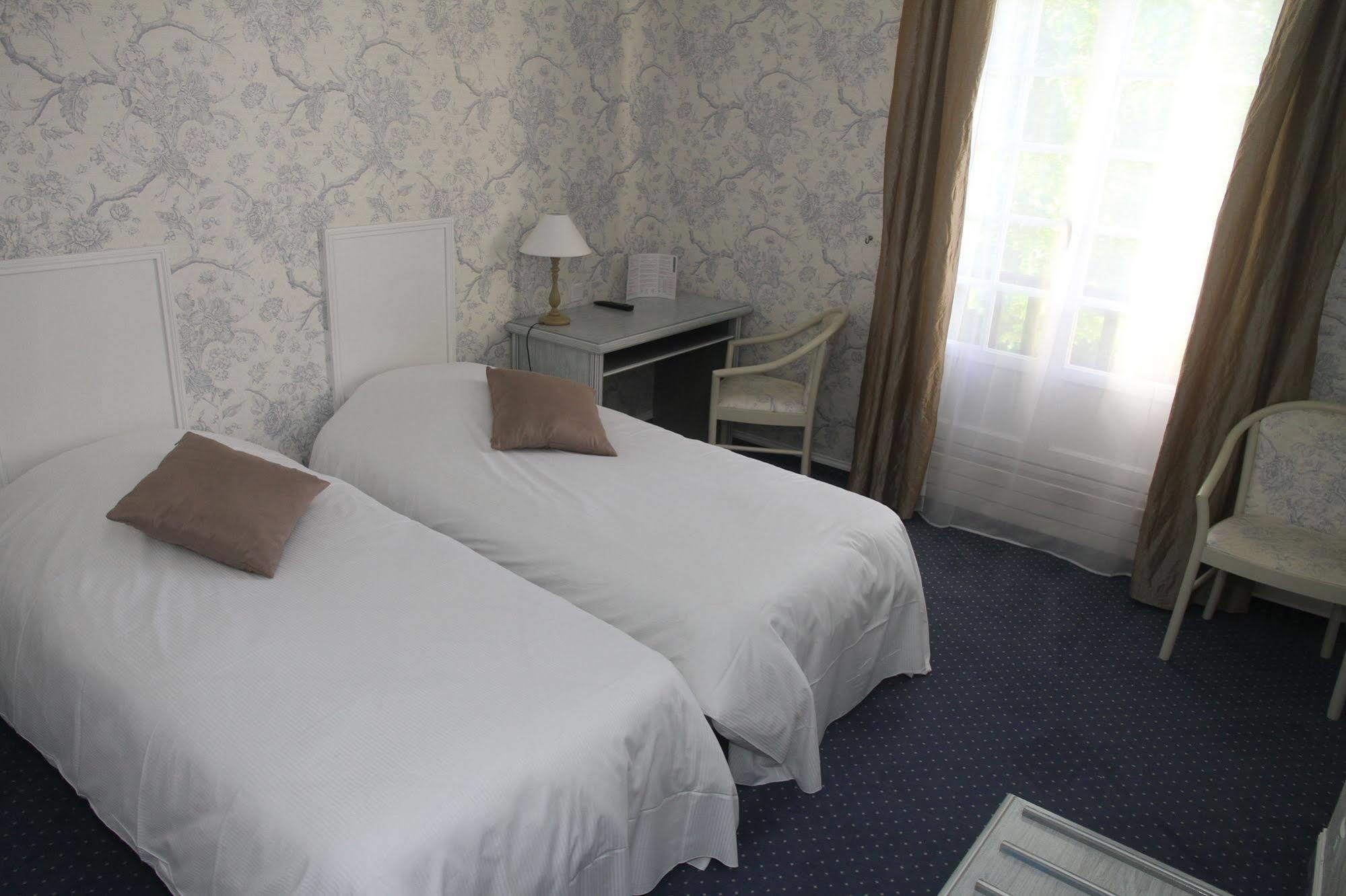 Hotel-Spa-Piscine Le Petit Castel Beuzeville-Honfleur Buitenkant foto